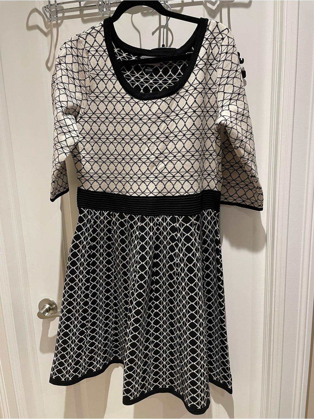 Black and White Geometric Midi Dress with Contrast Waist